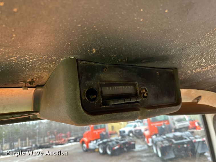 image for item DQ7430 1974 Ford  8000 water truck