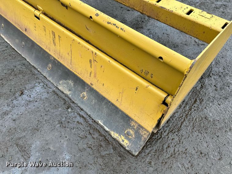 image for item DQ7433 Box blade