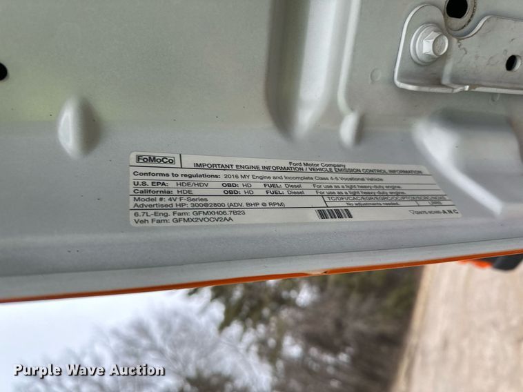 image for item DQ7434 2016 Ford  F550 flatbed truck