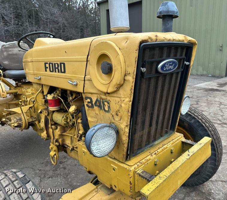 image for item DQ7437 Ford  340A tractor