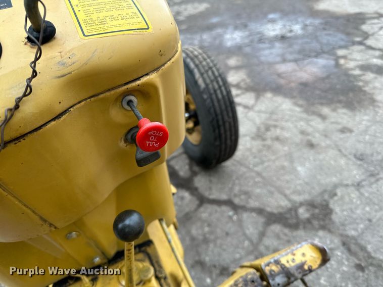 image for item DQ7437 Ford  340A tractor