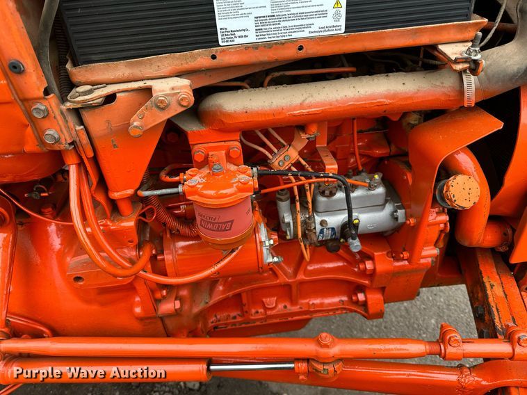 image for item DQ7438 1983 Ford  3610 tractor