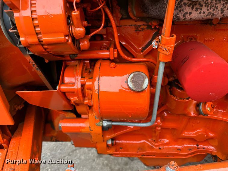 image for item DQ7438 1983 Ford  3610 tractor