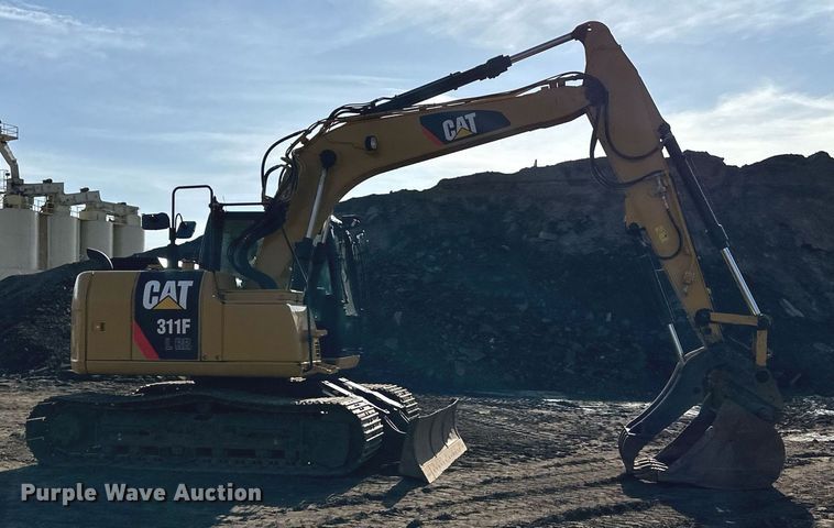 image for item DQ7439 2015 Caterpillar 311FL RR excavator
