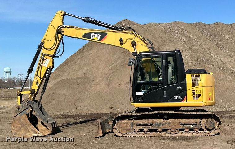 image for item DQ7439 2015 Caterpillar 311FL RR excavator