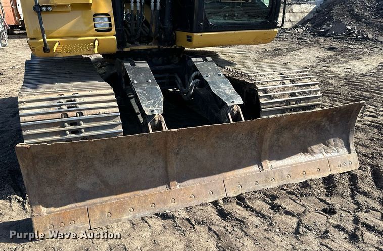 image for item DQ7439 2015 Caterpillar 311FL RR excavator