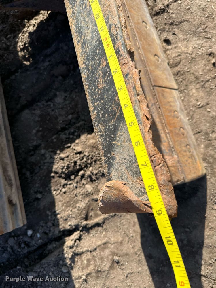 image for item DQ7439 2015 Caterpillar 311FL RR excavator