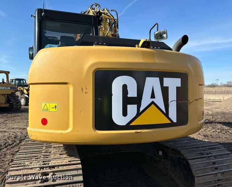 image for item DQ7439 2015 Caterpillar 311FL RR excavator
