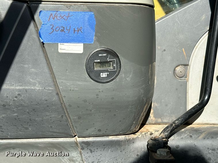 image for item DQ7439 2015 Caterpillar 311FL RR excavator