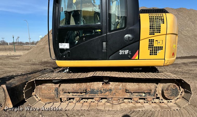 image for item DQ7439 2015 Caterpillar 311FL RR excavator