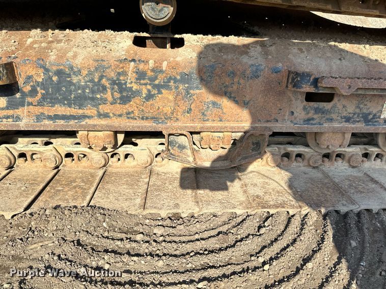 image for item DQ7439 2015 Caterpillar 311FL RR excavator