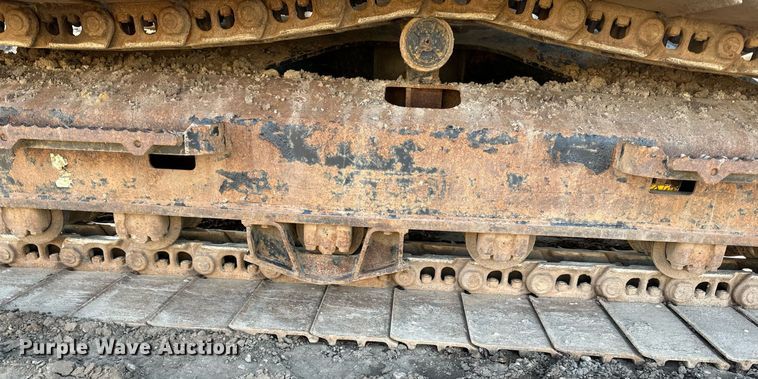 image for item DQ7439 2015 Caterpillar 311FL RR excavator