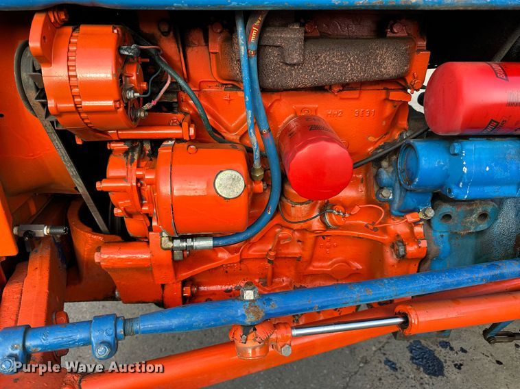 image for item DQ7440 Ford 3130 tractor