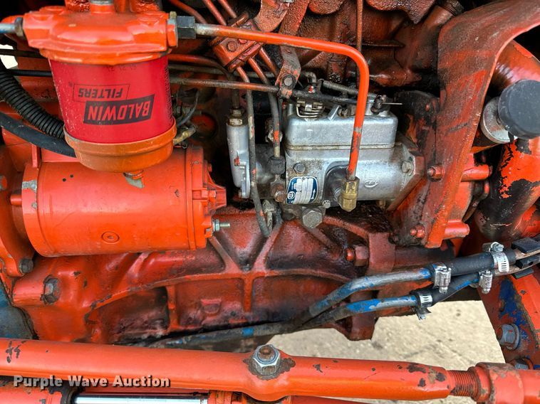 image for item DQ7440 Ford 3130 tractor