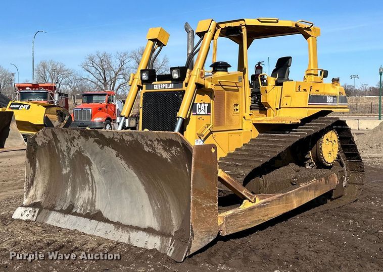 image for item DQ7441 1994 Caterpillar D6H XL dozer