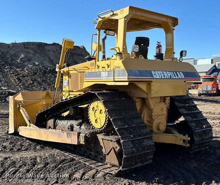 image for item DQ7441 1994 Caterpillar D6H XL dozer