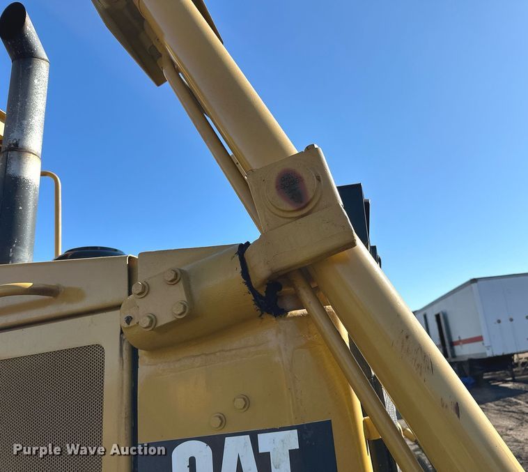 image for item DQ7441 1994 Caterpillar D6H XL dozer