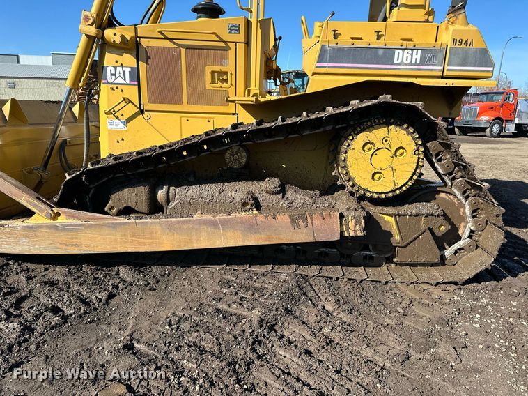 image for item DQ7441 1994 Caterpillar D6H XL dozer