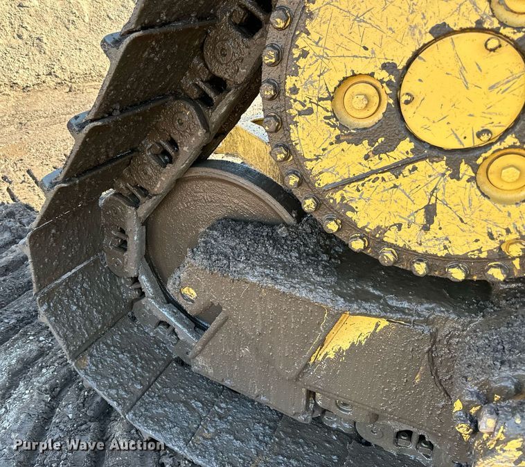 image for item DQ7441 1994 Caterpillar D6H XL dozer