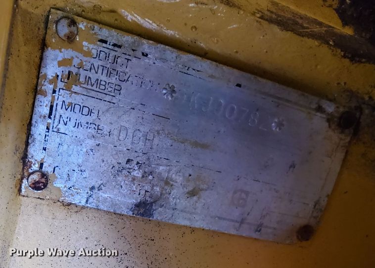 image for item DQ7441 1994 Caterpillar D6H XL dozer