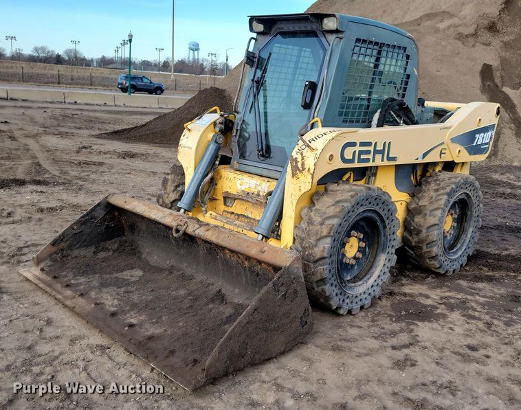 image for item DQ7442 2006 Gehl 7810 skid steer loader