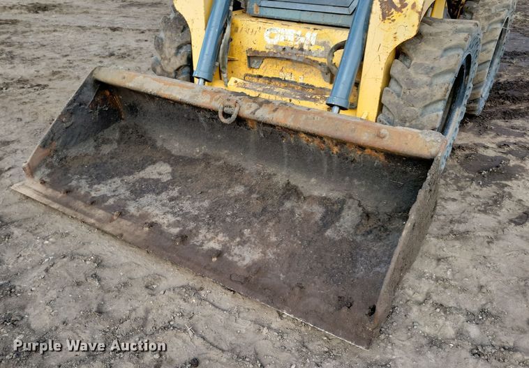 image for item DQ7442 2006 Gehl 7810 skid steer loader