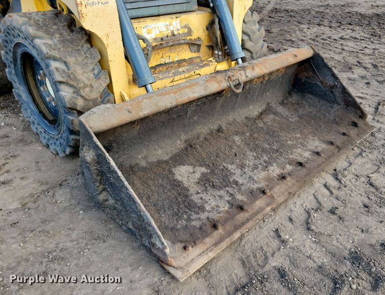 image for item DQ7442 2006 Gehl 7810 skid steer loader