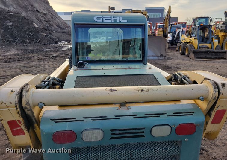 image for item DQ7442 2006 Gehl 7810 skid steer loader