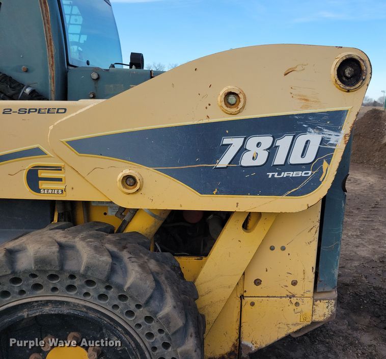 image for item DQ7442 2006 Gehl 7810 skid steer loader