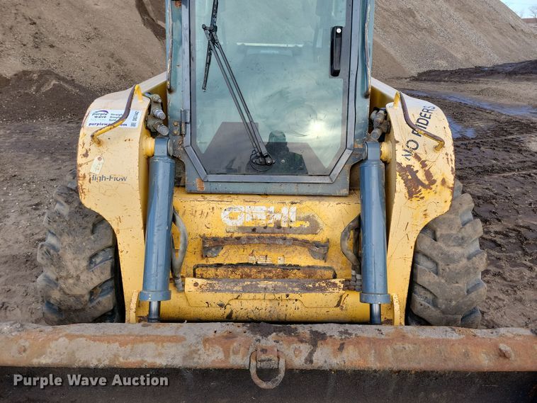 image for item DQ7442 2006 Gehl 7810 skid steer loader