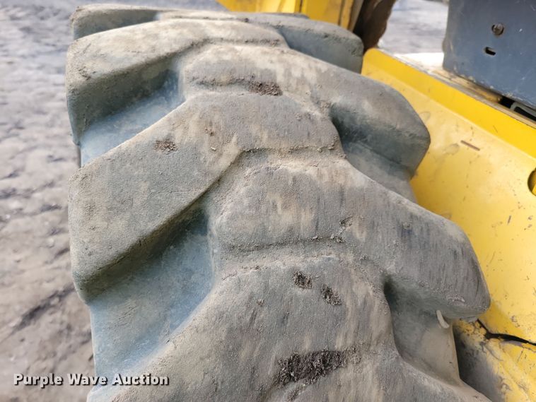 image for item DQ7442 2006 Gehl 7810 skid steer loader