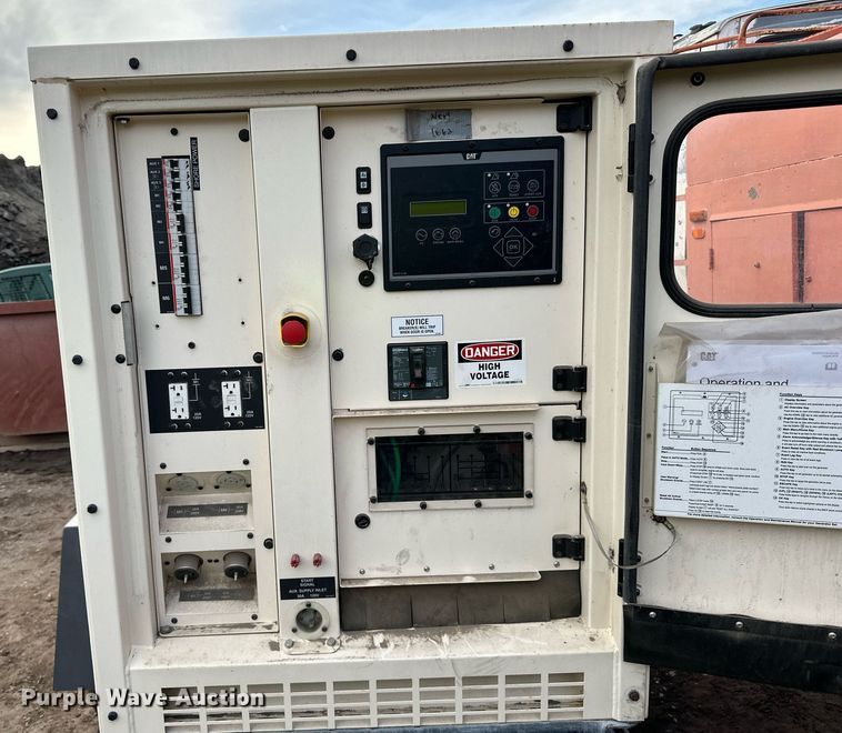 image for item DQ7444 2018 Caterpillar QX60 generator