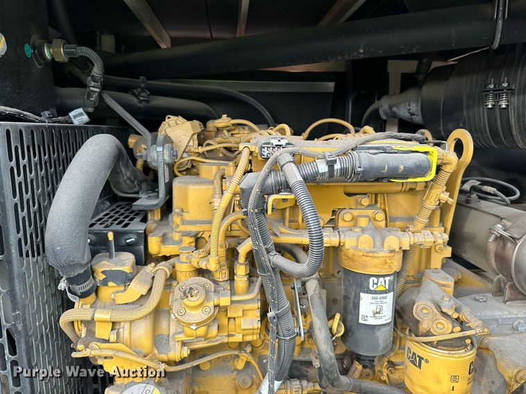image for item DQ7444 2018 Caterpillar QX60 generator