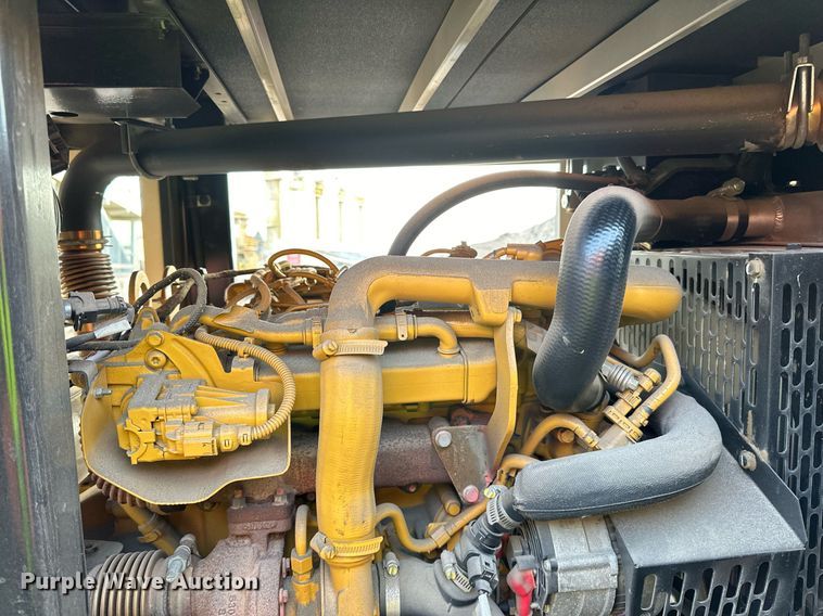 image for item DQ7444 2018 Caterpillar QX60 generator