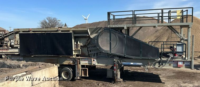 image for item DQ7445 2015 Lippmann  30X62 jaw crusher