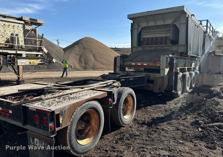 image for item DQ7445 2015 Lippmann  30X62 jaw crusher