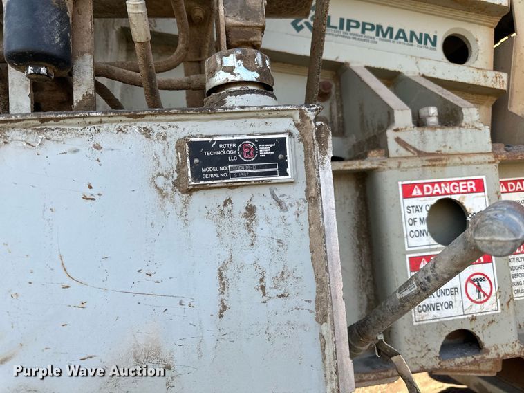 image for item DQ7445 2015 Lippmann  30X62 jaw crusher