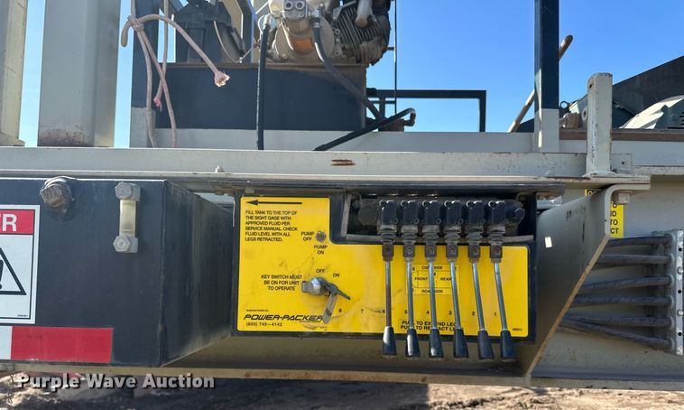 image for item DQ7445 2015 Lippmann  30X62 jaw crusher