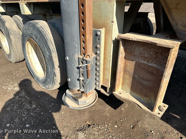 image for item DQ7445 2015 Lippmann  30X62 jaw crusher