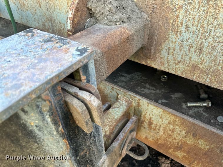 image for item DQ7445 2015 Lippmann  30X62 jaw crusher