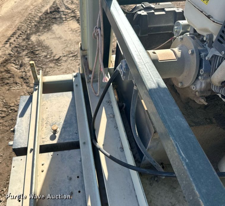 image for item DQ7445 2015 Lippmann  30X62 jaw crusher