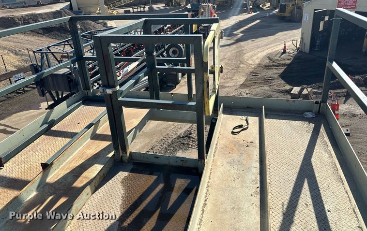 image for item DQ7445 2015 Lippmann  30X62 jaw crusher