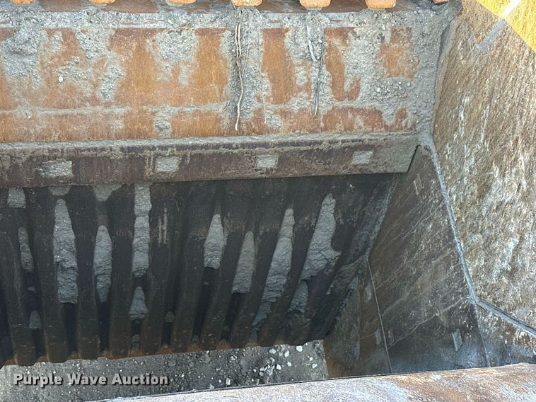 image for item DQ7445 2015 Lippmann  30X62 jaw crusher