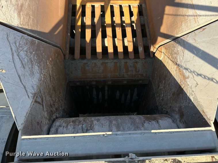 image for item DQ7445 2015 Lippmann  30X62 jaw crusher