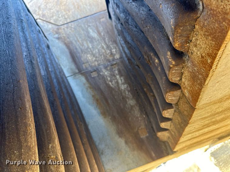 image for item DQ7445 2015 Lippmann  30X62 jaw crusher