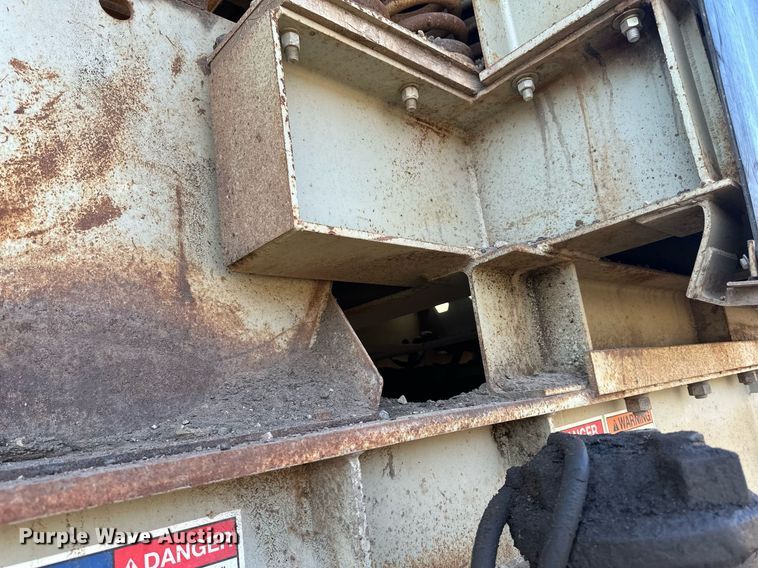 image for item DQ7445 2015 Lippmann  30X62 jaw crusher