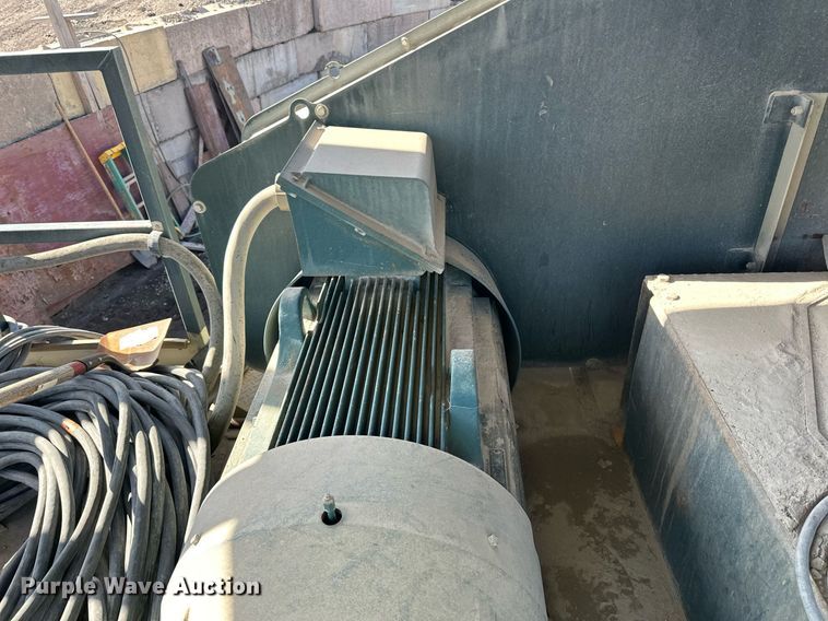 image for item DQ7445 2015 Lippmann  30X62 jaw crusher