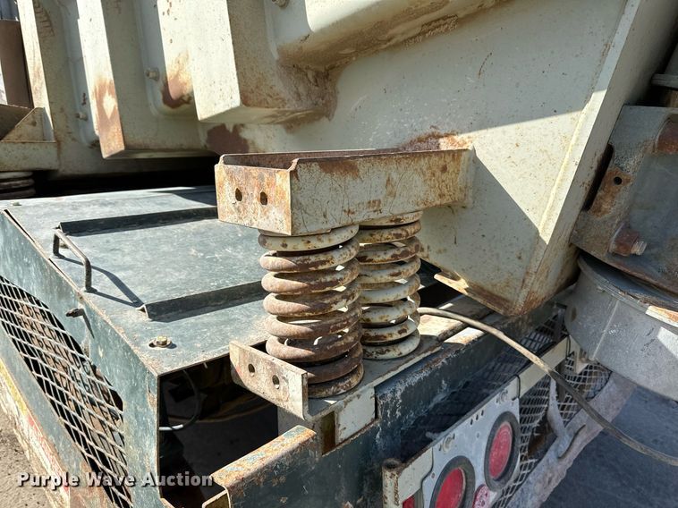 image for item DQ7446 2015 Lippmann  conveyor