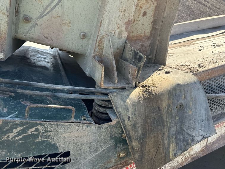 image for item DQ7446 2015 Lippmann  conveyor