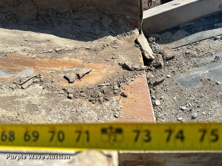 image for item DQ7446 2015 Lippmann  conveyor